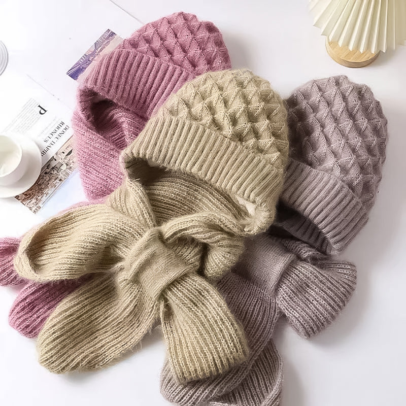Fleece-lined windproof hat and scarf with integrated ear protection