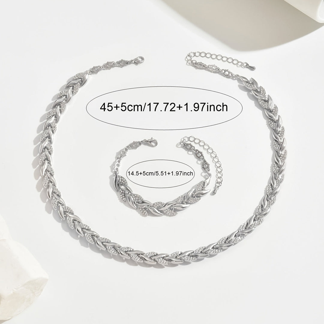 Sheila™ - Elegant Glass Rhinestone Fish Tail Set