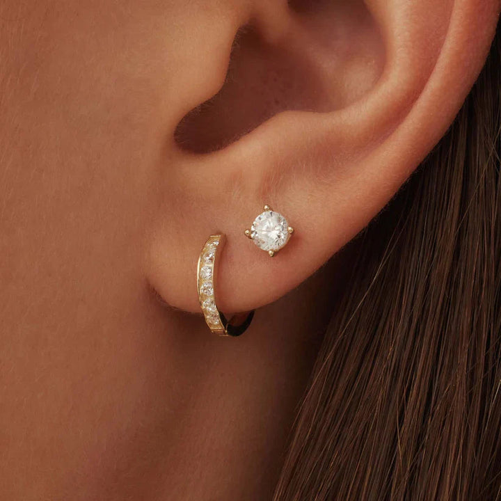 Dara Brillane earrings set with stones