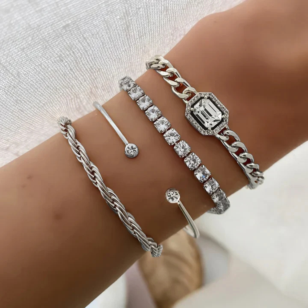 Domitia Calvina bracelet set