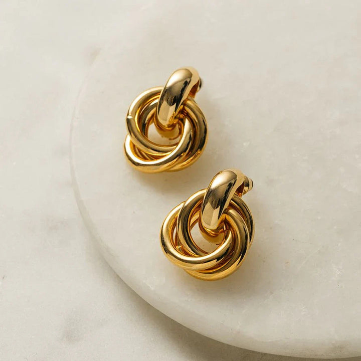 Striking interlocking earrings