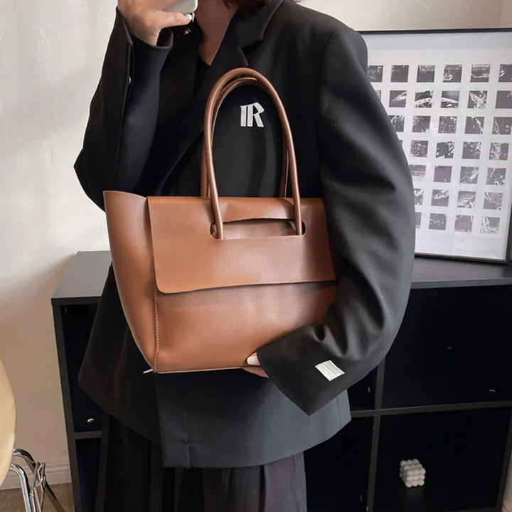 TOVA | MINIMALIST SHOULDER BAG