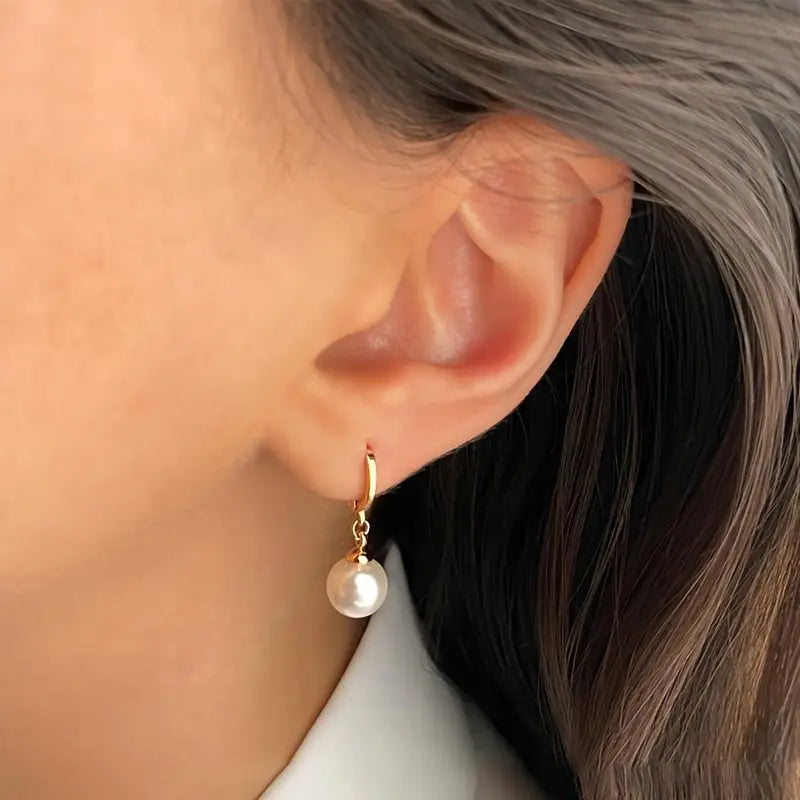 Pearl jewellery set from Golden Grace | Gold
