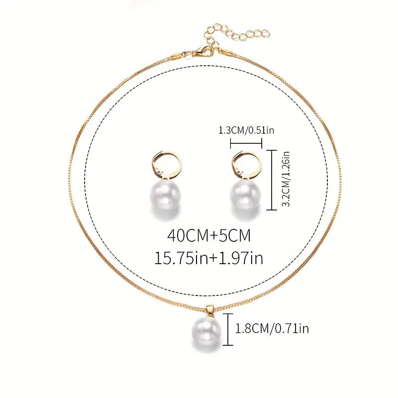 Pearl jewellery set from Golden Grace | Gold