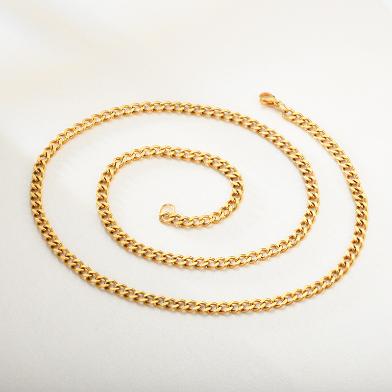 Flat chain necklace