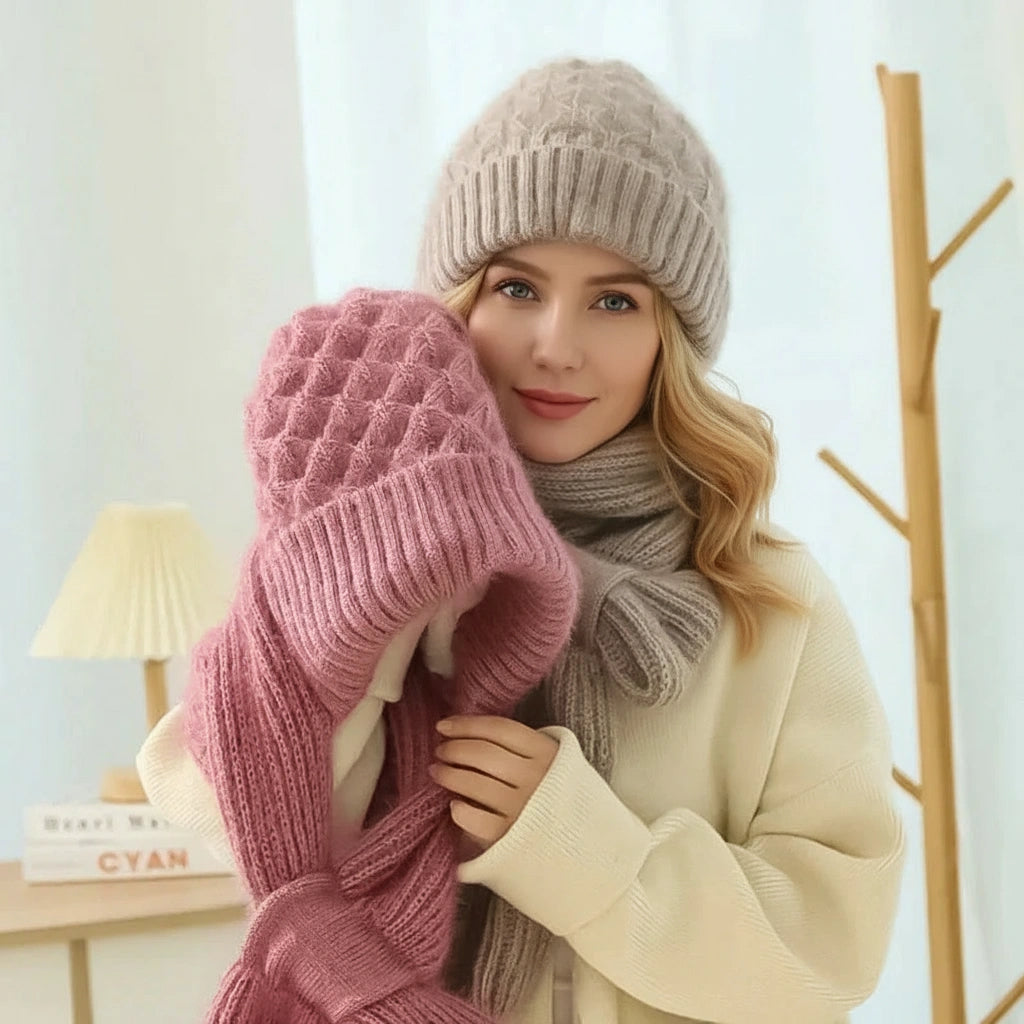 Fleece-lined windproof hat and scarf with integrated ear protection